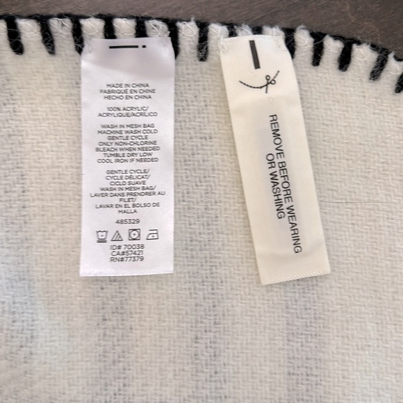 Ann Taylor Wrap. White/Black. One Size. NWT. - Picture 6 of 6
